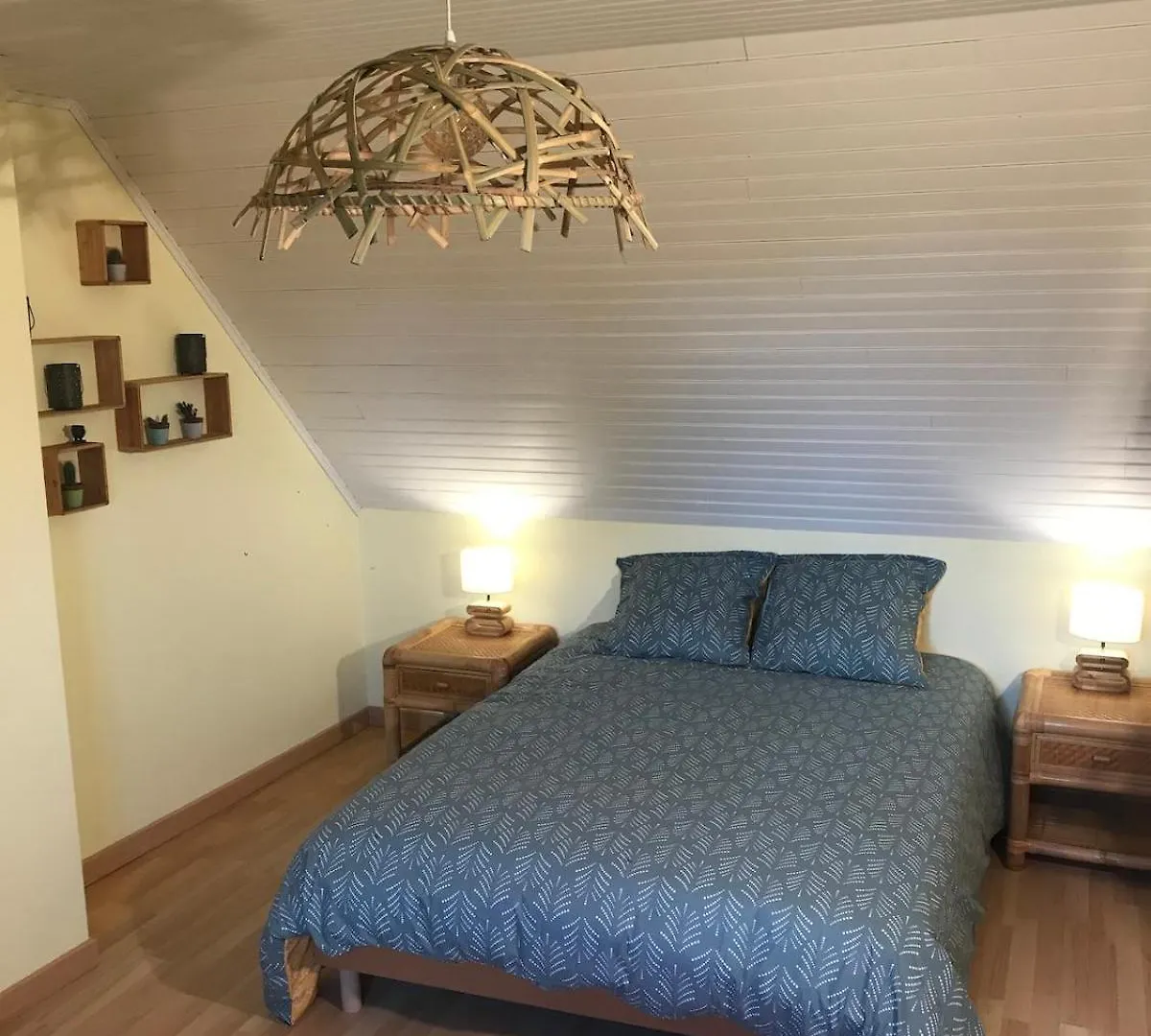 Maisonnette Bretonne En Campagne Locoal-Mendon